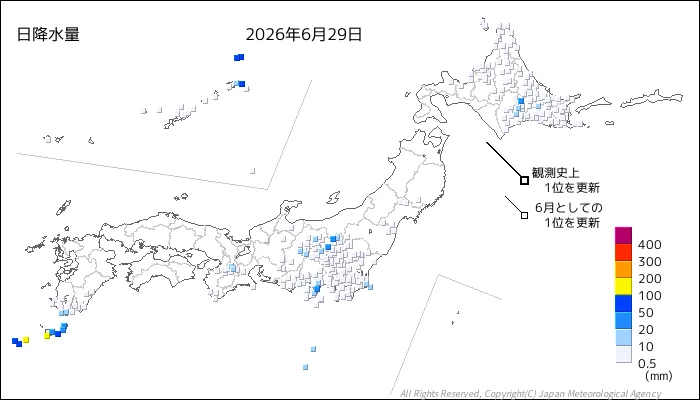 日本のアメダス日降水量の図