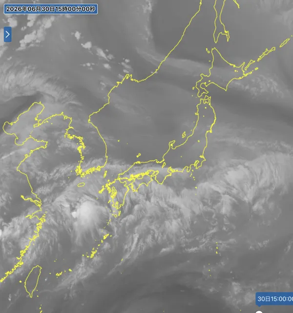 2026年6月30日15時の日本周辺の衛星水蒸気画像