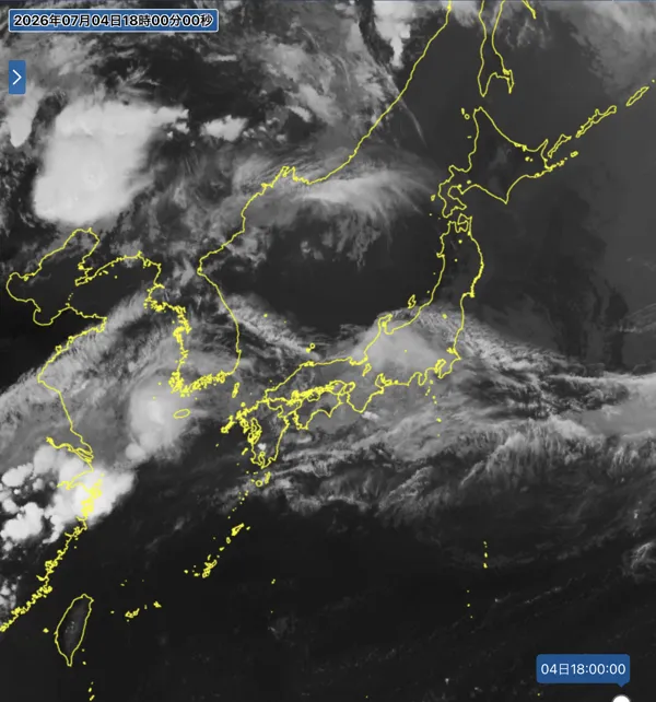 2026年7月4日18時の日本周辺の衛星赤外画像