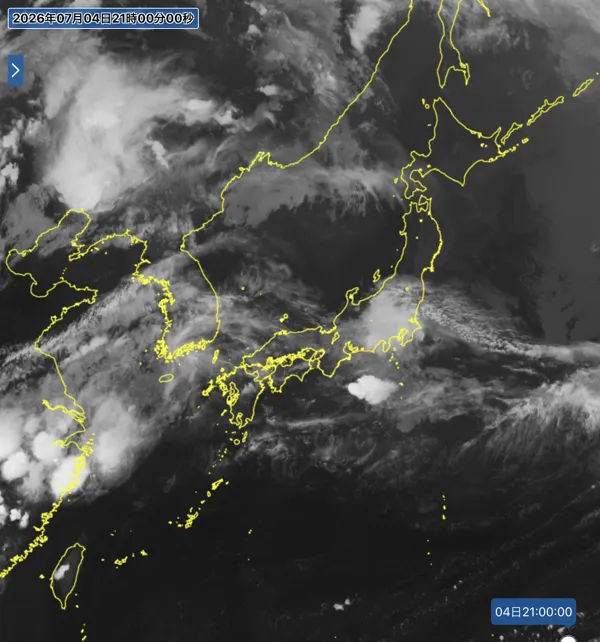 2026年7月4日21時の日本周辺の衛星赤外画像