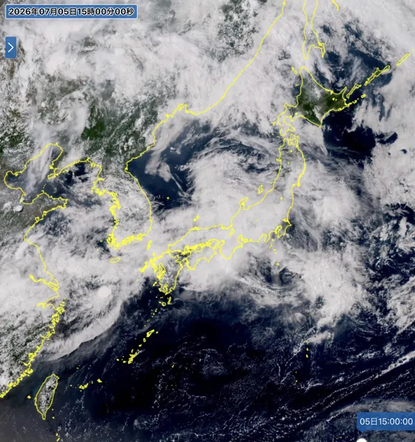 2026年7月5日15時の日本周辺の衛星可視画像