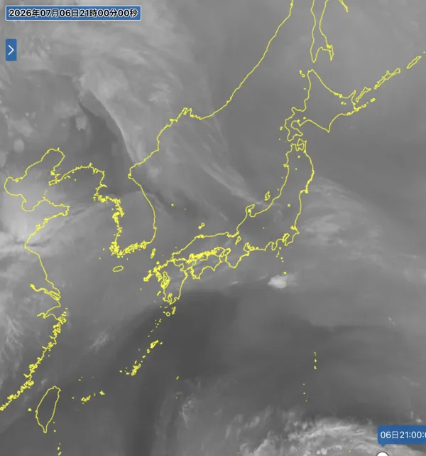 2026年7月6日21時の日本周辺の衛星水蒸気画像