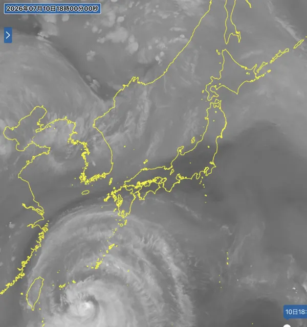 2026年7月10日18時の日本周辺の衛星水蒸気画像