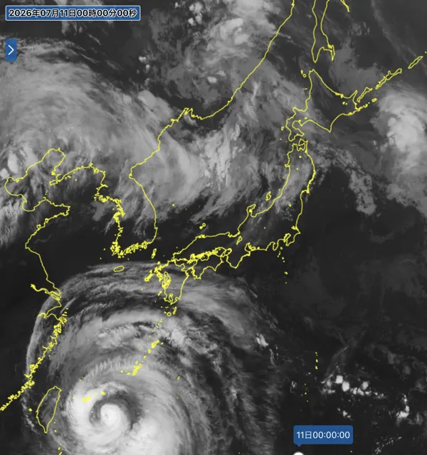2026年7月10日24時の日本周辺の衛星赤外画像