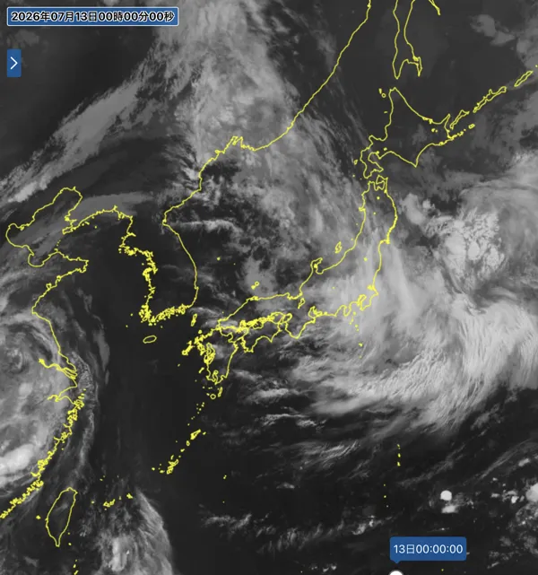 2026年7月12日24時の日本周辺の衛星赤外画像