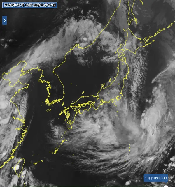 2026年7月13日18時の日本周辺の衛星赤外画像