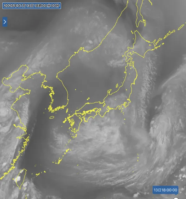 2026年7月13日18時の日本周辺の衛星水蒸気画像