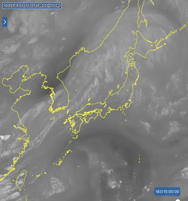 2026年7月18日15時の日本周辺の衛星水蒸気画像