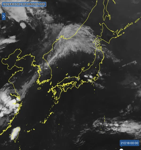2026年7月21日18時の日本周辺の衛星赤外画像