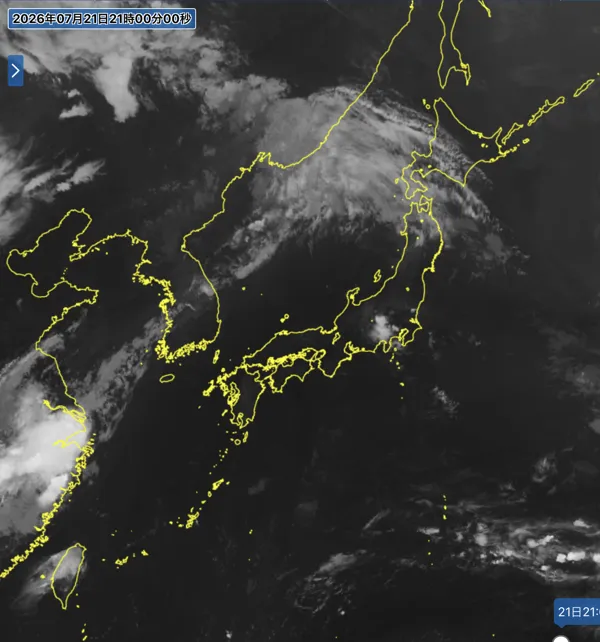 2026年7月21日21時の日本周辺の衛星赤外画像