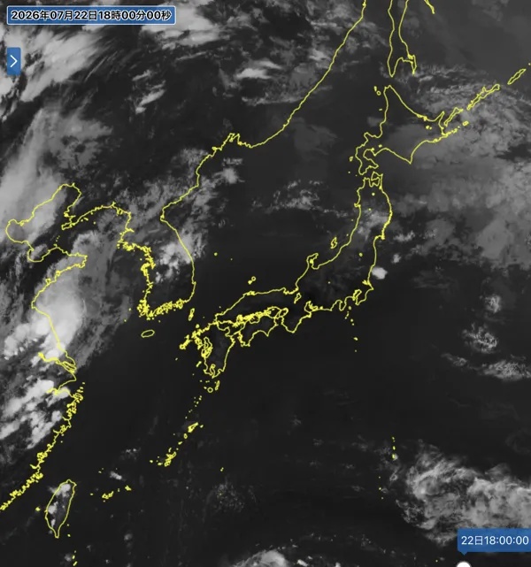2026年7月22日18時の日本周辺の衛星赤外画像