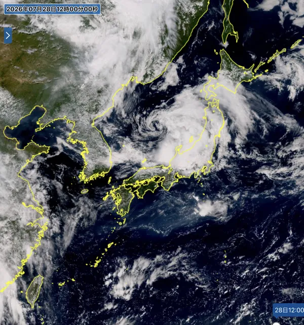 2026年7月28日12時の日本周辺の衛星可視画像