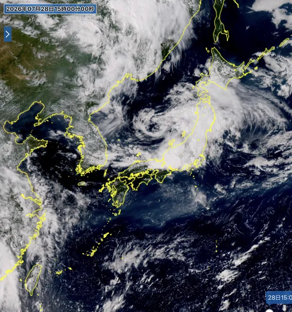 2026年7月28日15時の日本周辺の衛星可視画像