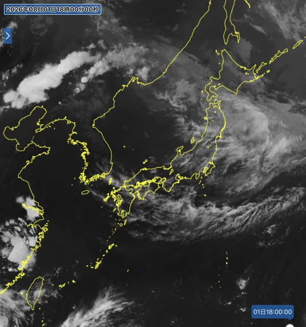 2026年8月1日18時の日本周辺の衛星赤外画像