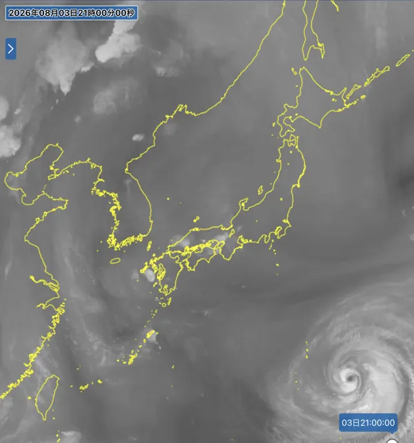 2026年8月3日21時の日本周辺の衛星水蒸気画像