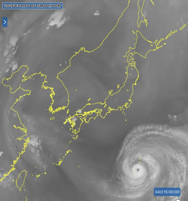 2026年8月4日15時の日本周辺の衛星水蒸気画像
