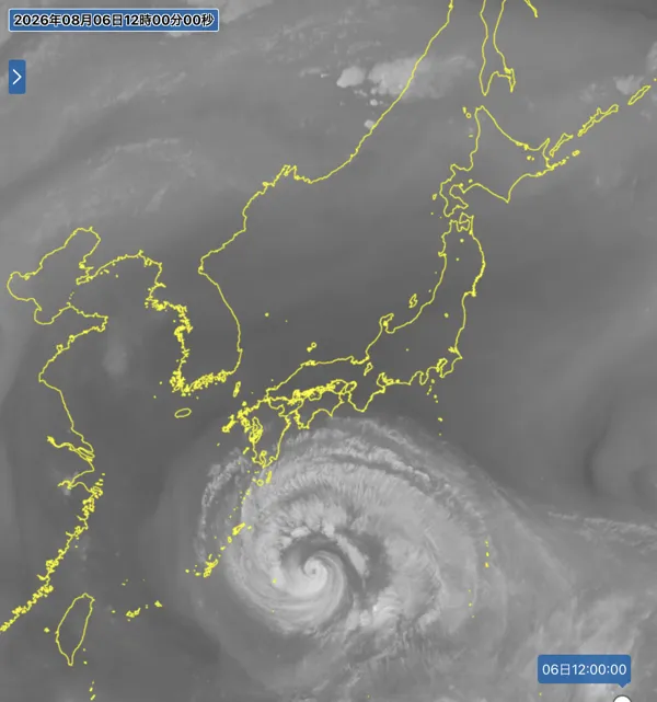 2026年8月6日12時の日本周辺の衛星水蒸気画像