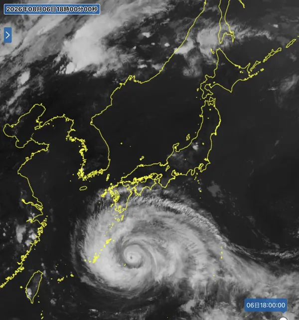 2026年8月6日18時の日本周辺の衛星赤外画像