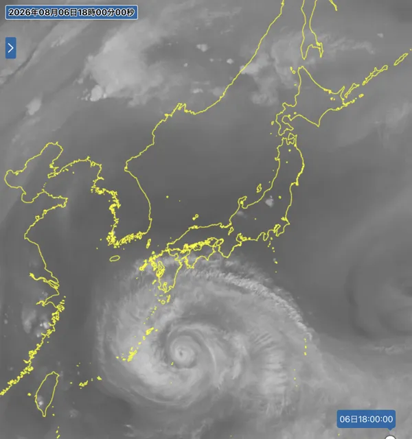 2026年8月6日18時の日本周辺の衛星水蒸気画像