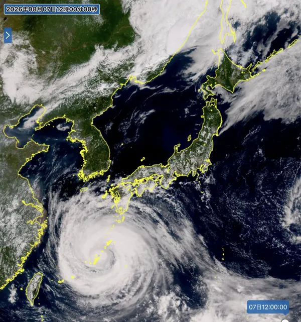 2026年8月7日12時の日本周辺の衛星可視画像