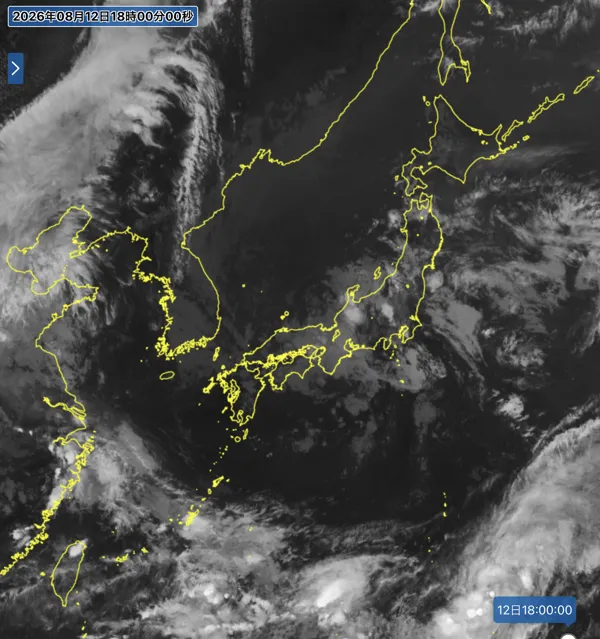 2026年8月12日18時の日本周辺の衛星赤外画像