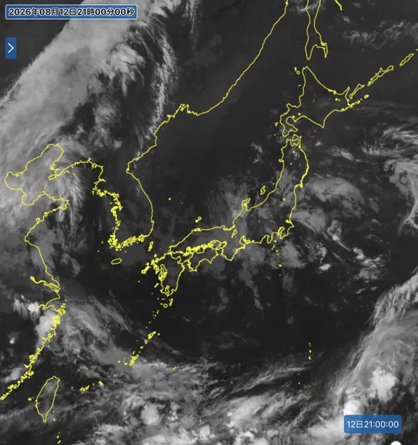 2026年8月12日21時の日本周辺の衛星赤外画像