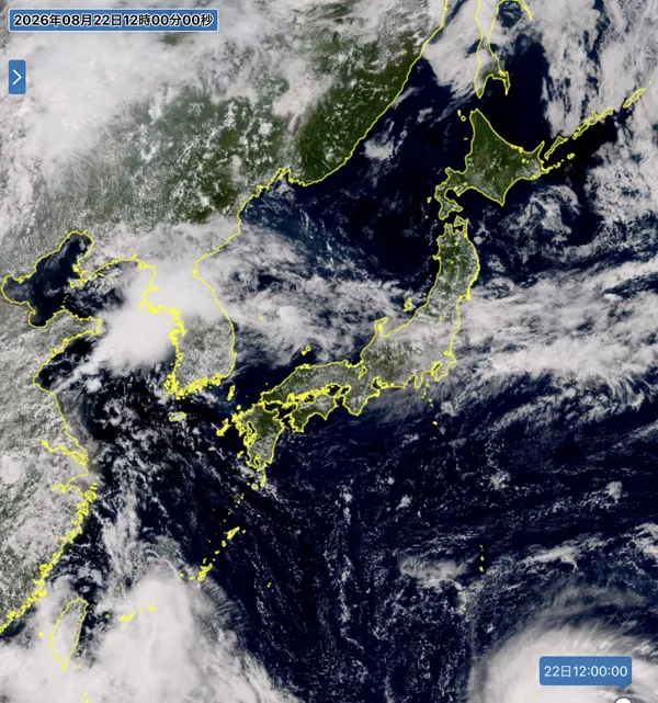 2026年8月22日12時の日本周辺の衛星可視画像