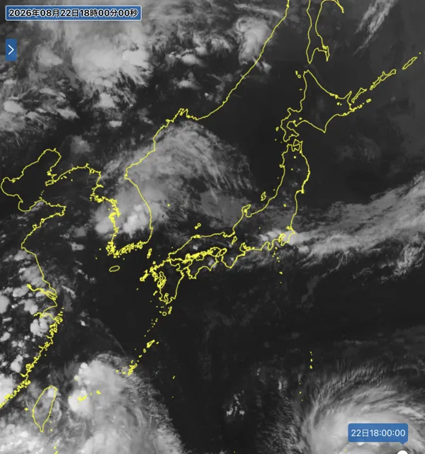 2026年8月22日18時の日本周辺の衛星赤外画像