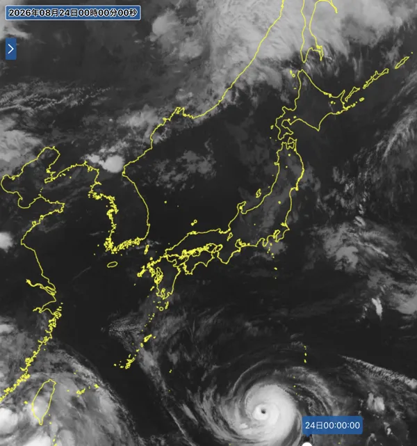 2026年8月23日24時の日本周辺の衛星赤外画像