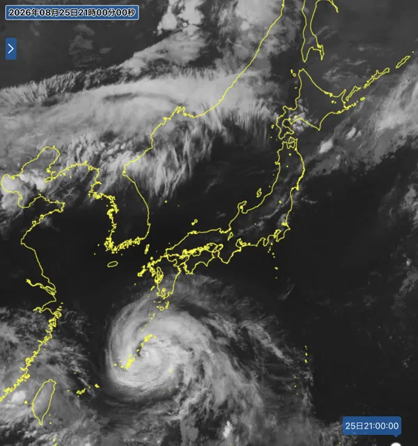 2026年8月25日21時の日本周辺の衛星赤外画像