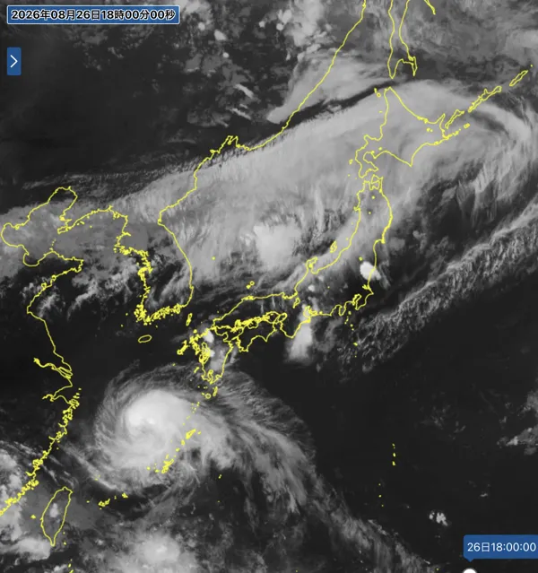 2026年8月26日18時の日本周辺の衛星赤外画像