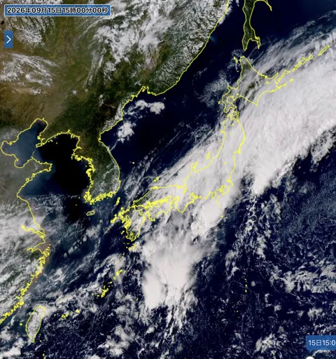 2026年9月15日15時の日本周辺の衛星可視画像