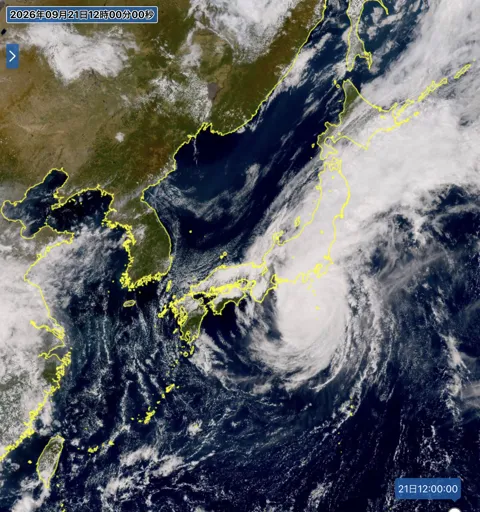 2026年9月21日12時の日本周辺の衛星可視画像
