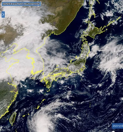 2026年9月25日12時の日本周辺の衛星可視画像