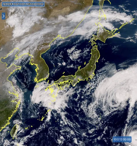 2026年10月10日12時の日本周辺の衛星可視画像