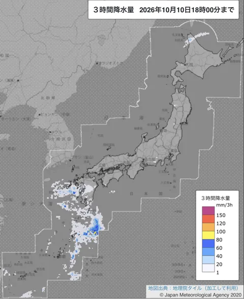 2026年10月10日15〜18時の日本周辺の3時間解析降水量