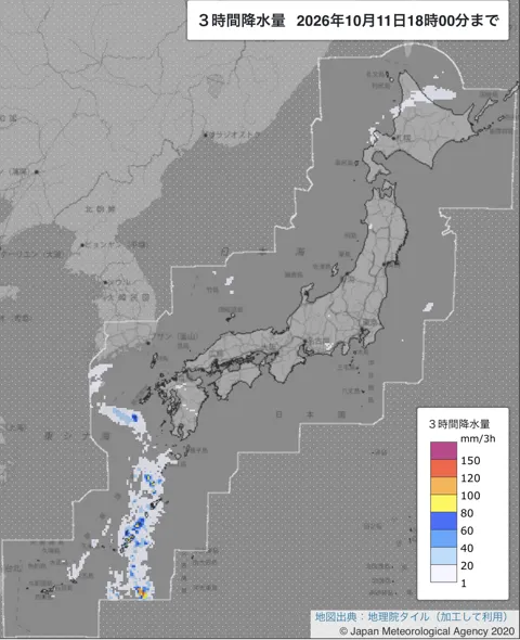 2026年10月11日15〜18時の日本周辺の3時間解析降水量