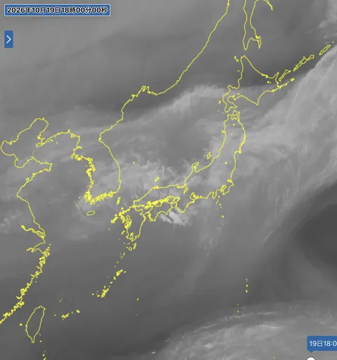 2026年10月19日18時の日本周辺の衛星水蒸気画像