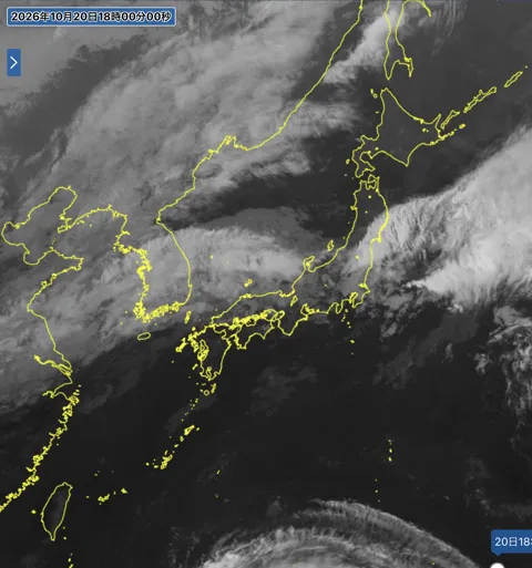 2026年10月20日18時の日本周辺の衛星赤外画像