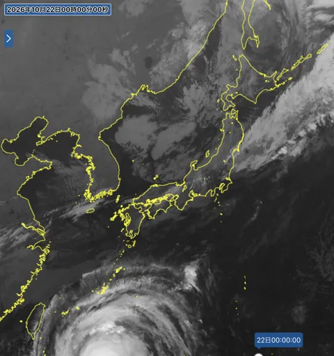 2026年10月21日24時の日本周辺の衛星赤外画像