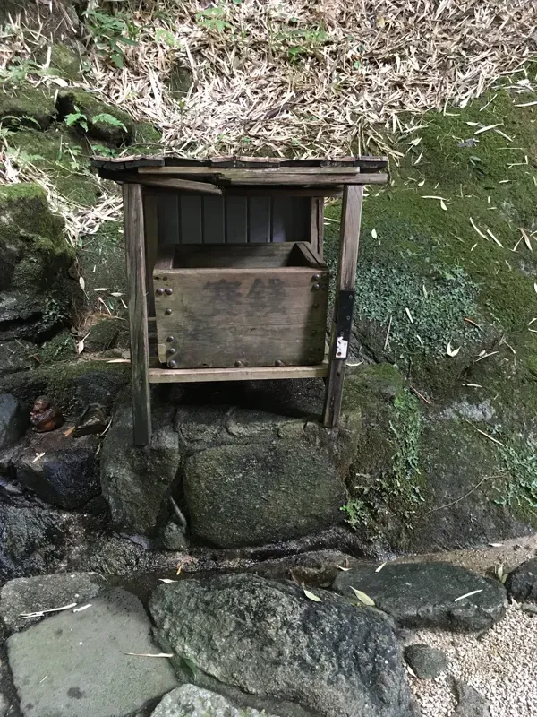 賽銭箱の写真