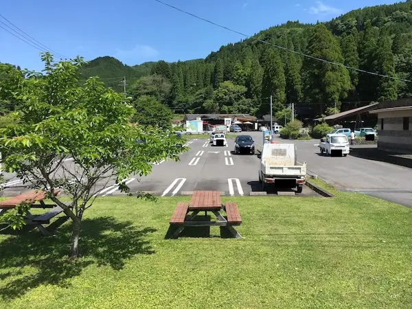 水の駅おづるの駐車場の写真